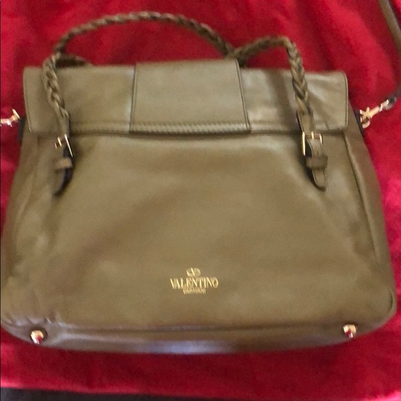 Valentino - Picture 2 of 5